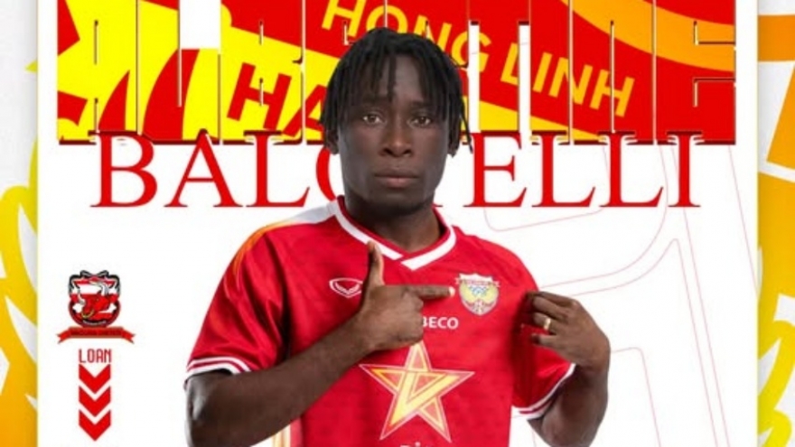 Chuyển nhượng V-League 2025/2026: Hà Tĩnh chiêu mộ thành công Balotelli